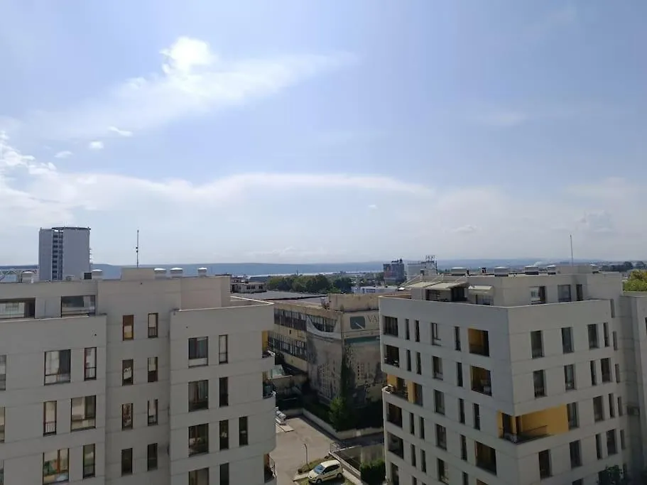 Spacious Prestige Penthouse ヴァルナ
