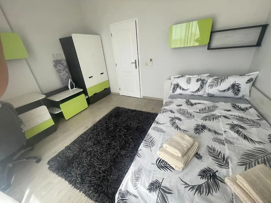 アパート Spacious Prestige Penthouse ヴァルナ